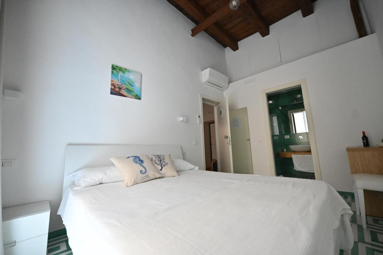 La Memolina B&B Salerno Eksteriør bilde